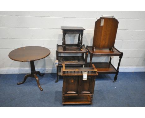 A SELECTION OF OAK FURNITURE, to include a Georgian and later oak tilt top tripod table, diameter 73cm x height 70cm, a small