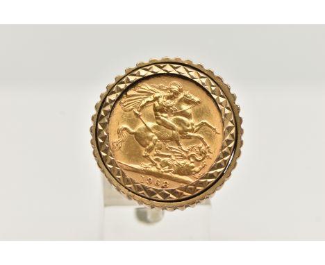 A FULL SOVEREIGN COIN RING, sovereign depicting Elizabeth II, dated 1968, collet set in a heavy textured mount, approximate d