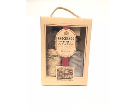 KNOCKANDO 100 YEARS DISTILLERY CENTENARY 1986 DECANTER SET
Active. Knockando, Moray.
Distilled 1986, bottled 1998. 70cl, 40% 