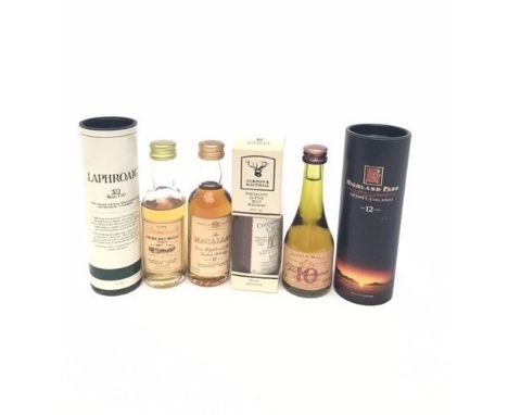 16 SINGLE MALT SCOTCH WHISKY MINIATURES
To include Glenfiddich Classic, Banff 1974 Connoisseurs Choice, Laphroaig 10yo Pre-Ro