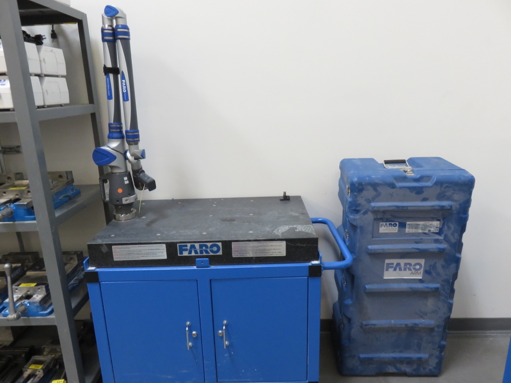 FARO ARM W/GRANITE TABLE, CASE & ACCESSORIES SN. P08051008082