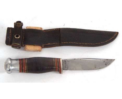 Wade &amp; Butcher Wallaby hunting knife with leather grip and sheath, 19cm long