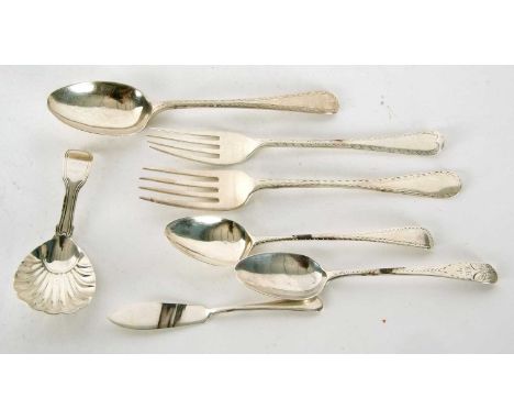 Mixed Lot:  A Victorian fiddle pattern caddy spoon having an oval shell shaped bowl, hallmarked London 1845, makers mark for 