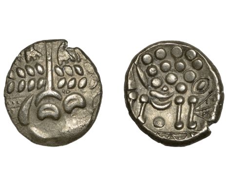 British Iron Age, DUROTRIGES, Uninscribed issues, silver Stater, disjointed head of Apollo, pellets above eye, rev. disjointe