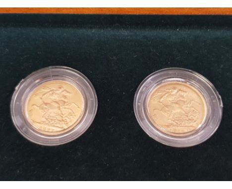 GOLD KING GEORGE V SOVEREIGN MINT MARK SET OF FIVE WITH MINT MARK'S OF LONDON BOMBAY OTTAWA AND TWO FROM PRETORIA (ONE BEARIN
