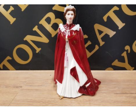 ROYAL WORCESTER "IN CELEBRATION OF THE QUEEN'S 80TH BIRTHDAY 2006