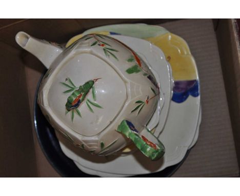 A collection of porcelain, to include a Grindley Art Deco part tea service