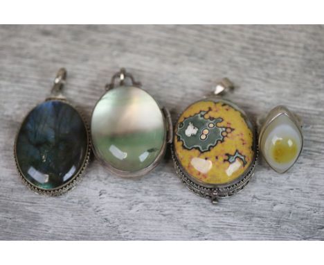 Jasper white metal hinged pendant, opening to reveal trinket box, fine granulation detail to casing; together with a labrador