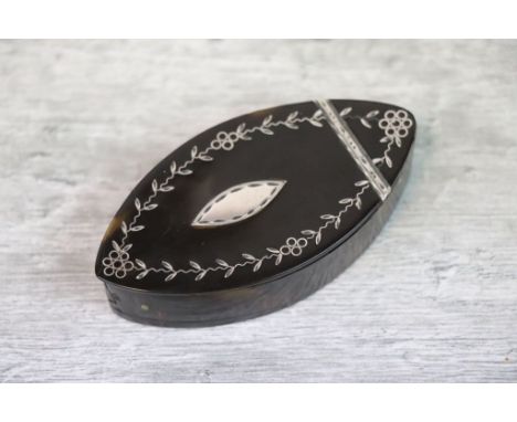 19th century tortoiseshell silver inlay snuff box, the hinged lid with foliate and berry decoration, plain marquise cartouche