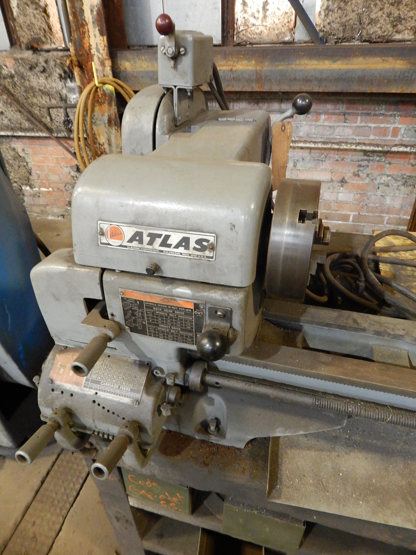 Atlas 12 In. X 36 In. Bench Top Lathe, 6 In. 3Jaw Chuck, Round