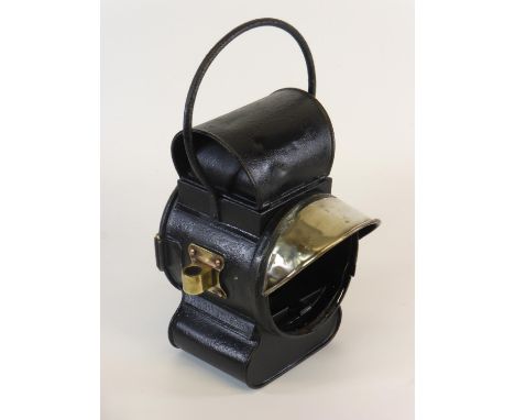 A Victorian Motorcar or Tricycle Oil Lamp.  Of interesting construction, a double-socket mounted lamp, having a pick-a-wick b