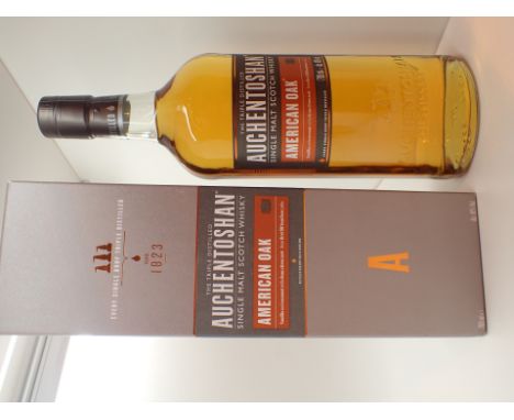 Triple distilled Auchentoshan single malt American oak scotch whisky 70cl boxed 