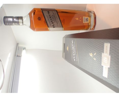 Johnnie Walker Platinum Label 18 years old private blend scotch whisky 1L boxed 