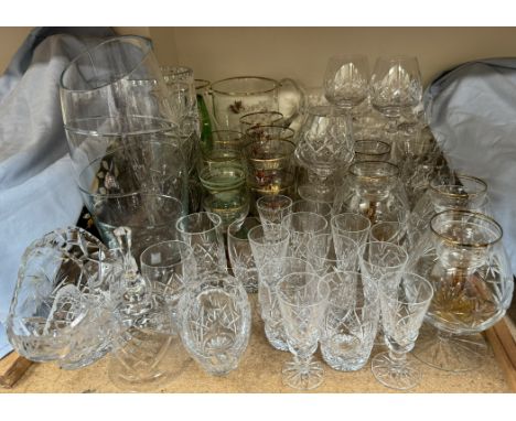 A lemonade set decorated with a hunting scene and fox together with assorted crystal drinking glasses, vases etc 