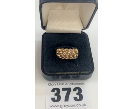 9k gold ring, size K/L, w: 3 gms