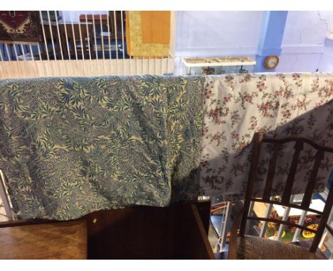 Two pairs of curtains, approx. 260cm length x 150cm width