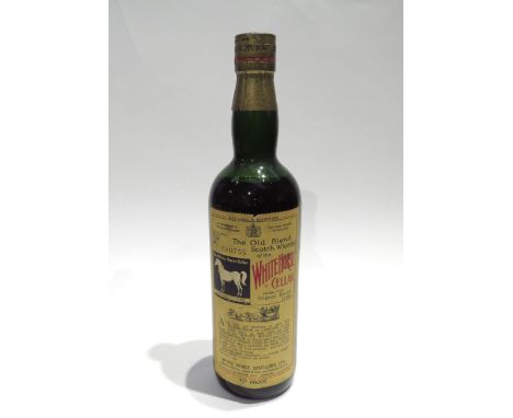 White Horse The Old Blend Scotch Whisky bottled 1960's, No.590755