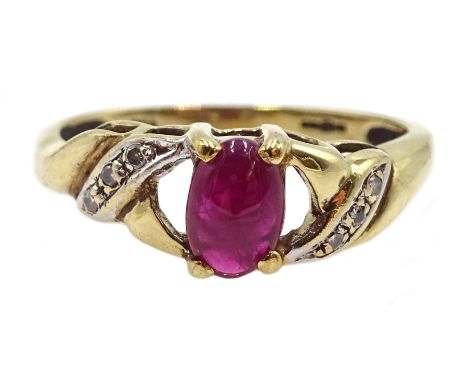 9ct gold cabochon ruby and diamond ring, hallmarked - Condition Report Approx 2gm, size K-L