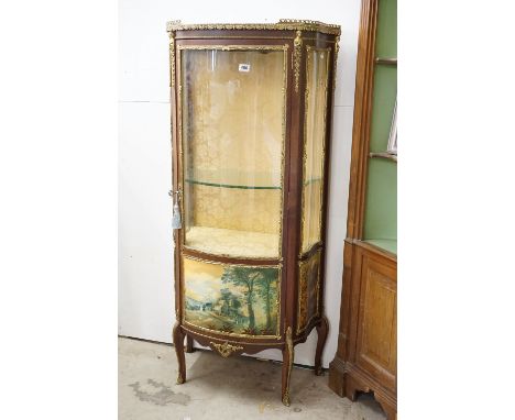 French Louis XV Revival Gilt Metal Mounted Vitrine Display Cabinet with Vernis Martin style panels, the single glazed door op