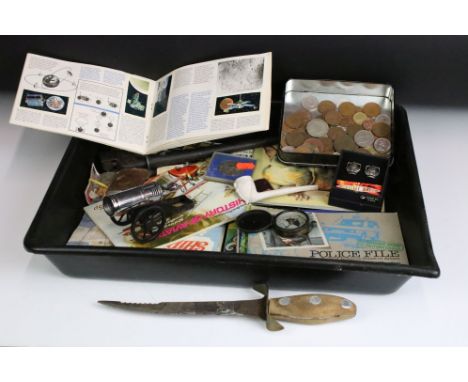 A box of mixed collectables to include a Lee Enfield bayonet, lighter, pocket compass, tea cards, coins....etc. 