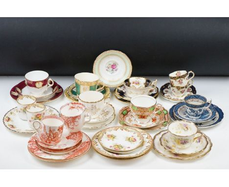 Collection of 19th century onwards cups &amp; saucers to include a Coalport cobalt blue 'Batwing' trio (pattern 2665), 2 x Ge
