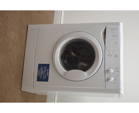 Indesit WIB111 washing machine, W60cm, H84cm, D52cm (This item is PAT tested - 5 day warranty from date of sale)