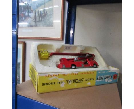 A boxed Corgi 1127 Simon Snorkel fire engine.