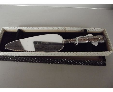 Silver handle cake knife 