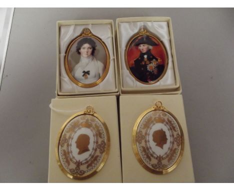 Set of 4 ceramic plaques