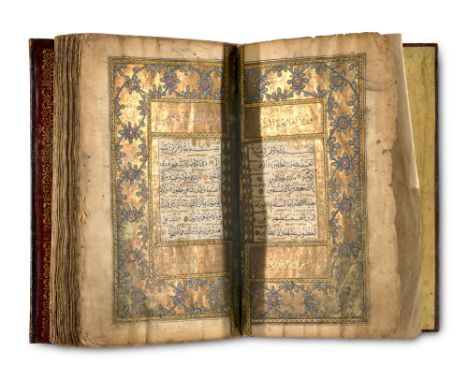 Arabien - - Koran-Handschrift mit goldgehöhter Ornamentik. Osmanisches Reich, 1. Hälfte des 19. Jh. Ca. 300 Bll. 8°. Roter Ld