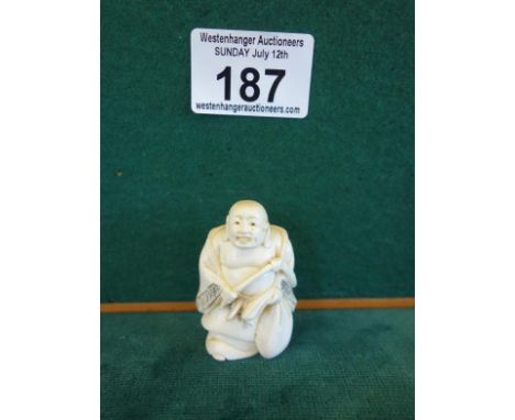 Small Netsuke 2" tall