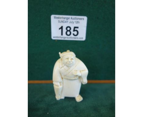 Small Netsuke 1.3/4" tall Oriental Man in period dress