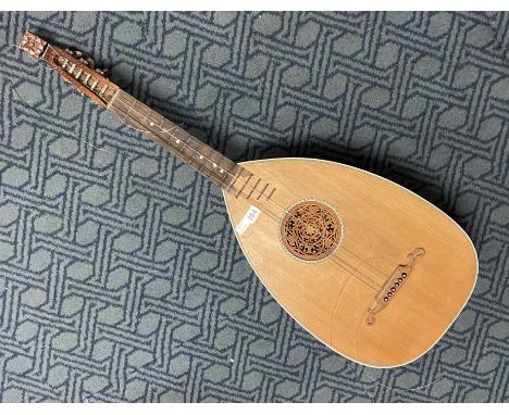 EARLY LUTE - NEEDS RE STRINGING 