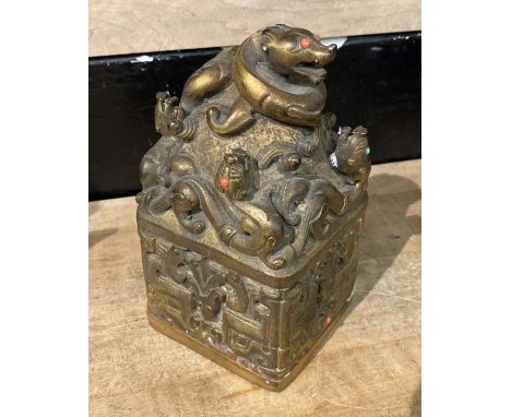 CHINESE BRONZE SEAL - 17 CMS (H) APPROX