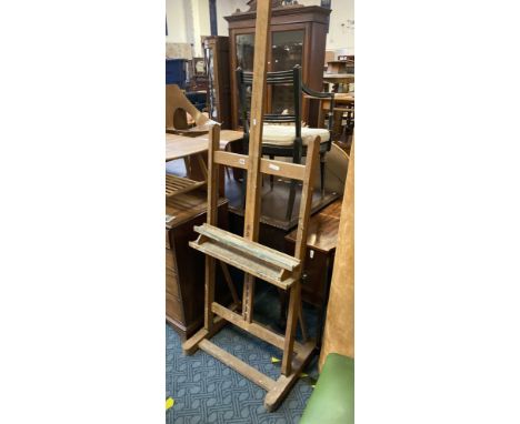LARGE ARTISTS EASEL