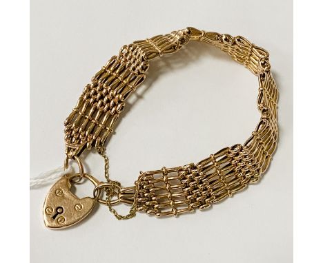 15CT GOLD GATE BRACELET - APPROX 26 G