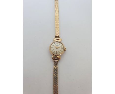 A lady's Tudor Royal manual wind Wristwatch the brushed effect dial with arabic numerals to quarters the remainder chevron ma