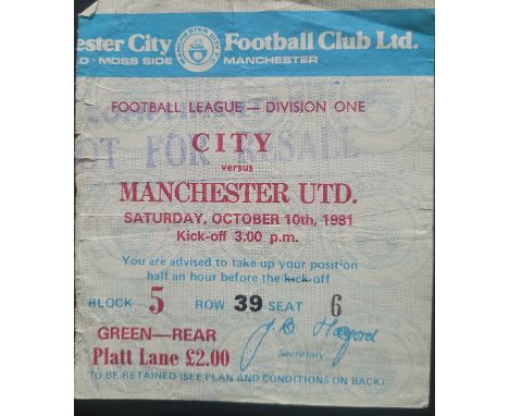 1981-82 MANCHESTER CITY V MANCHESTER UNITED TICKET
Slight folds
Ref DER