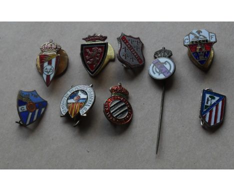 VINTAGE FOREIGN FOOTBALL BADGES X 9 INCLUDES REAL MADRID
Ref. T. 