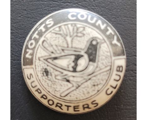 VINTAGE NOTTS COUNTY SUPPORTERS CLUB TIN BADGE
Ref K