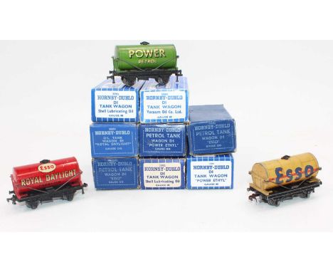 Hornby Dublo tank wagons, for 3-rail: 2 x Shell Lub Oil, Royal Daylight, 2 x Esso silver, 2 x Power Ethyl, Vacuum, all (VG-E)