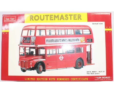 Sun Star No.2913 1/24th scale diecast model of a RM21 London Routemaster Bus, limited edition with certificate, as issued (M-