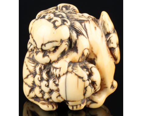 Japan 18. Jahrhundert, Elfenbein Katabori-Netsuke Shishipaar, Edo-Zeit,Japan Edo-Zeit 1603 bis 1868, Flusspferd, das Netsuke 