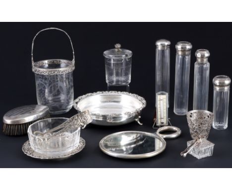 800-925 Silber 13-teilges Konvolut,Silber 800-925, gestempelt Sterling + 835 + 800, 1x Dose mit Rosenmontur, 1x Bürste, 1x Sp
