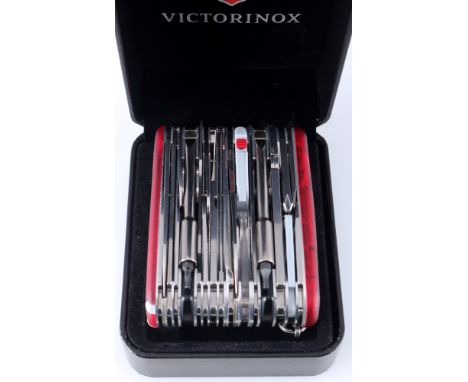 Victorinox SwissChamp XAVT Schweizer Taschenmesser,Schweizer Taschenmesser mit 80 Funktionen, Box und Anleitung vorhanden, ne