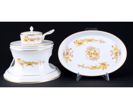 Meissen Gelber Hofdrache Reich Stövchen mit ovaler Platte 1.Wahl,Porzellan, blaue Schwertermarke 1.Wahl, Dekor Gelber Hofdrac