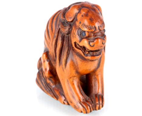 Japan 19. Jahrhundert Netsuke Katabori sitzender Shishi, japanese wooden netsuke figure,Buchsbaum, Japan 19. Jahrhundert, unt