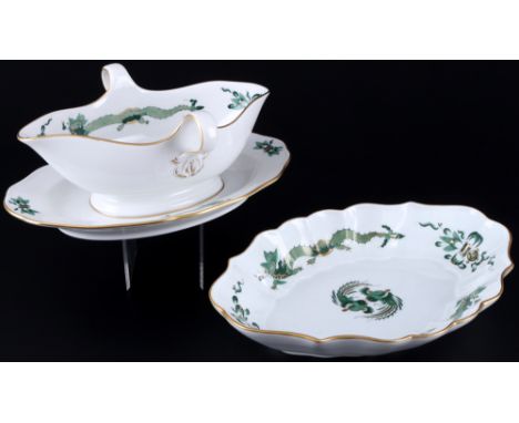 Meissen Grüner Hofdrache Reich Sauciere und Schale,Porzellan, blaue Schwertermarke 1. und 2. Wahl, Dekor Grüner Hofdrache Rei