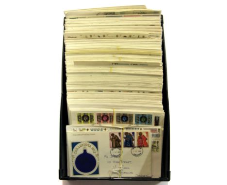 A quantity of British first day covers.