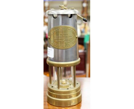 Tyne Vale protector lamp, Aberaman Colliery No 317706